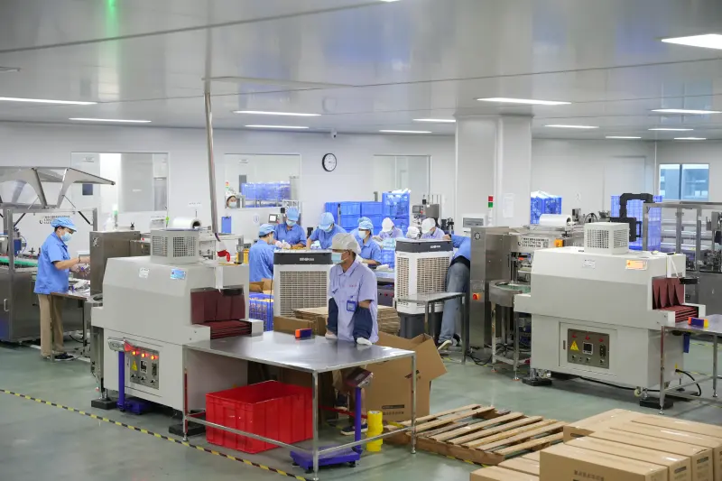 Yajieer production line and packaging team